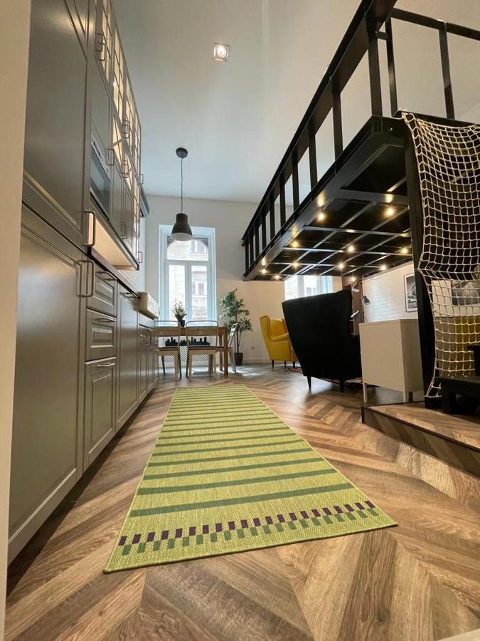 Awesome Loft - King Street Appartement Boedapest Buitenkant foto